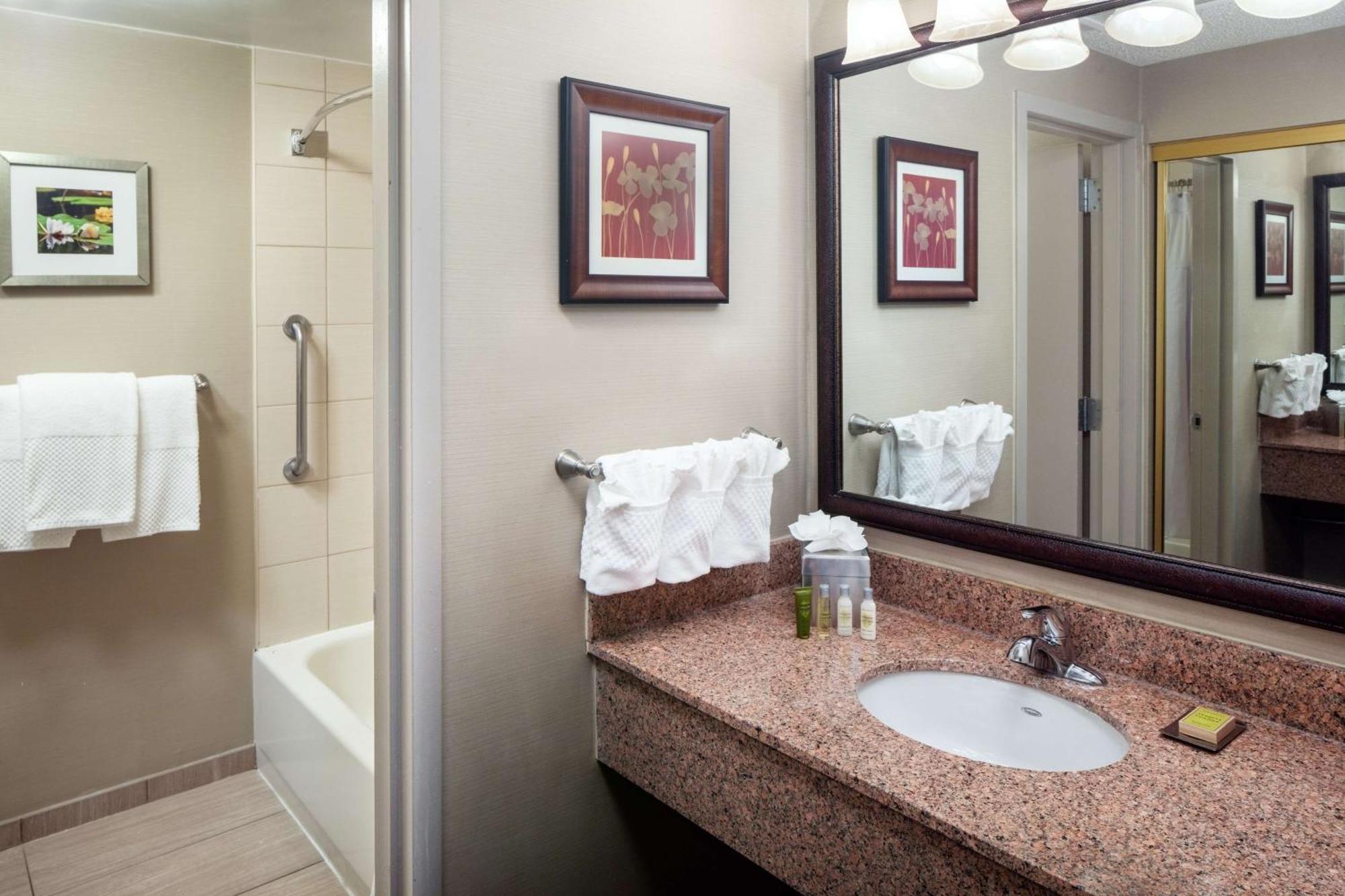 Doubletree By Hilton Cherry Hill Philadelphia Exteriör bild